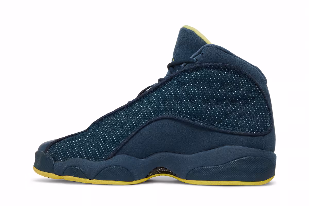 Air Jordan 13 GS Squadron, view 4