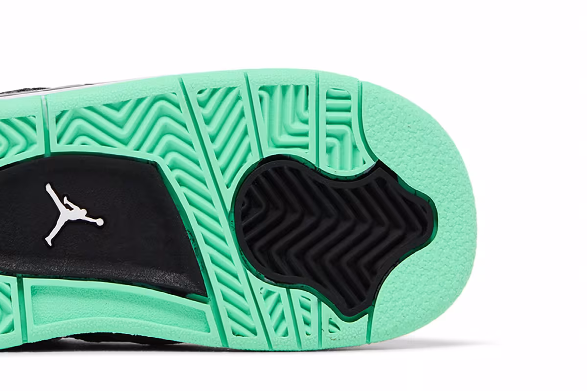 Air Jordan 4 TD Green Glow, view 6