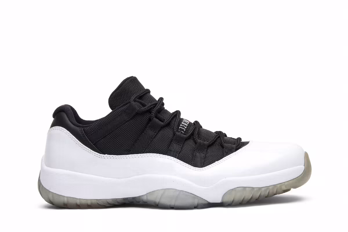 Air Jordan 11 Low Tuxedo, view 2