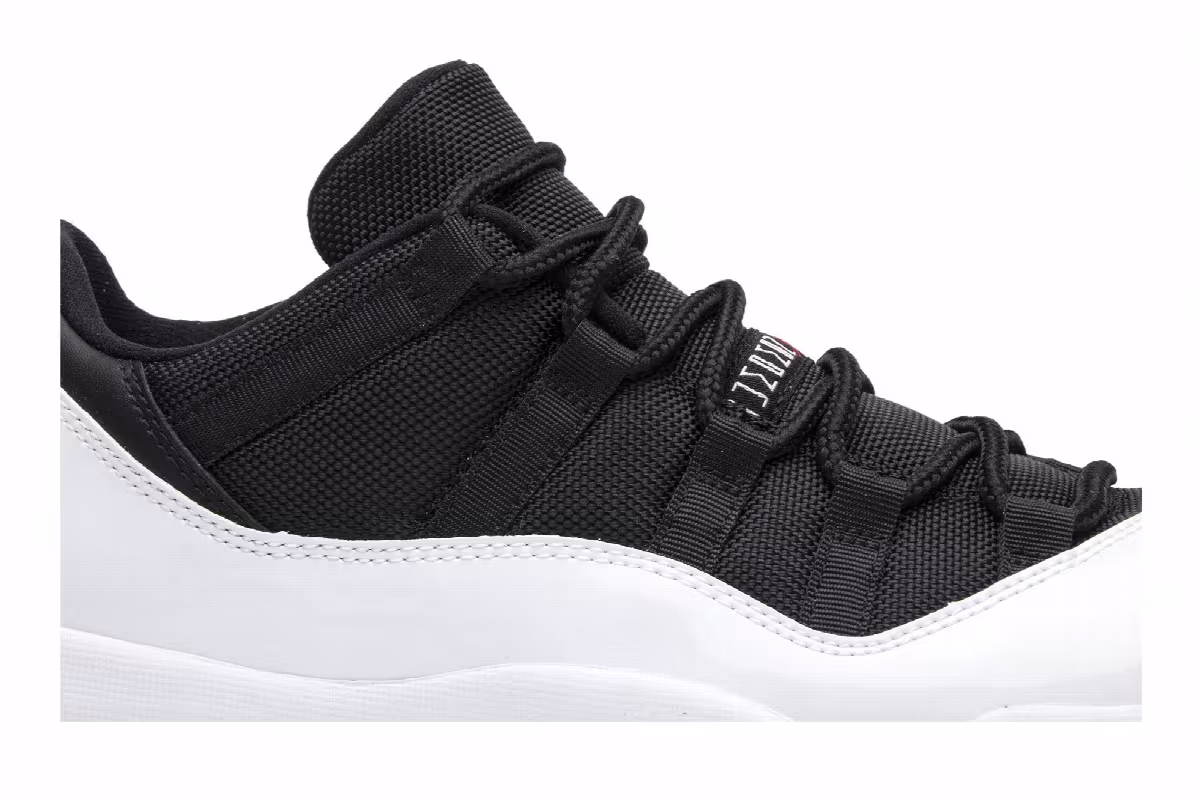 Air Jordan 11 Low Tuxedo, view 3