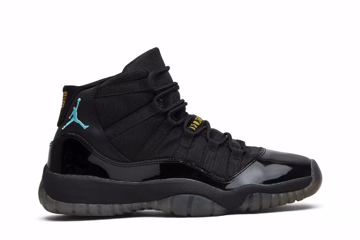 Air Jordan 11 GS Gamma Blue, view 2
