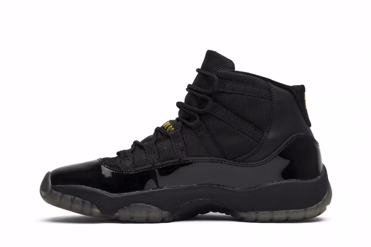 Air Jordan 11 GS Gamma Blue, view 4