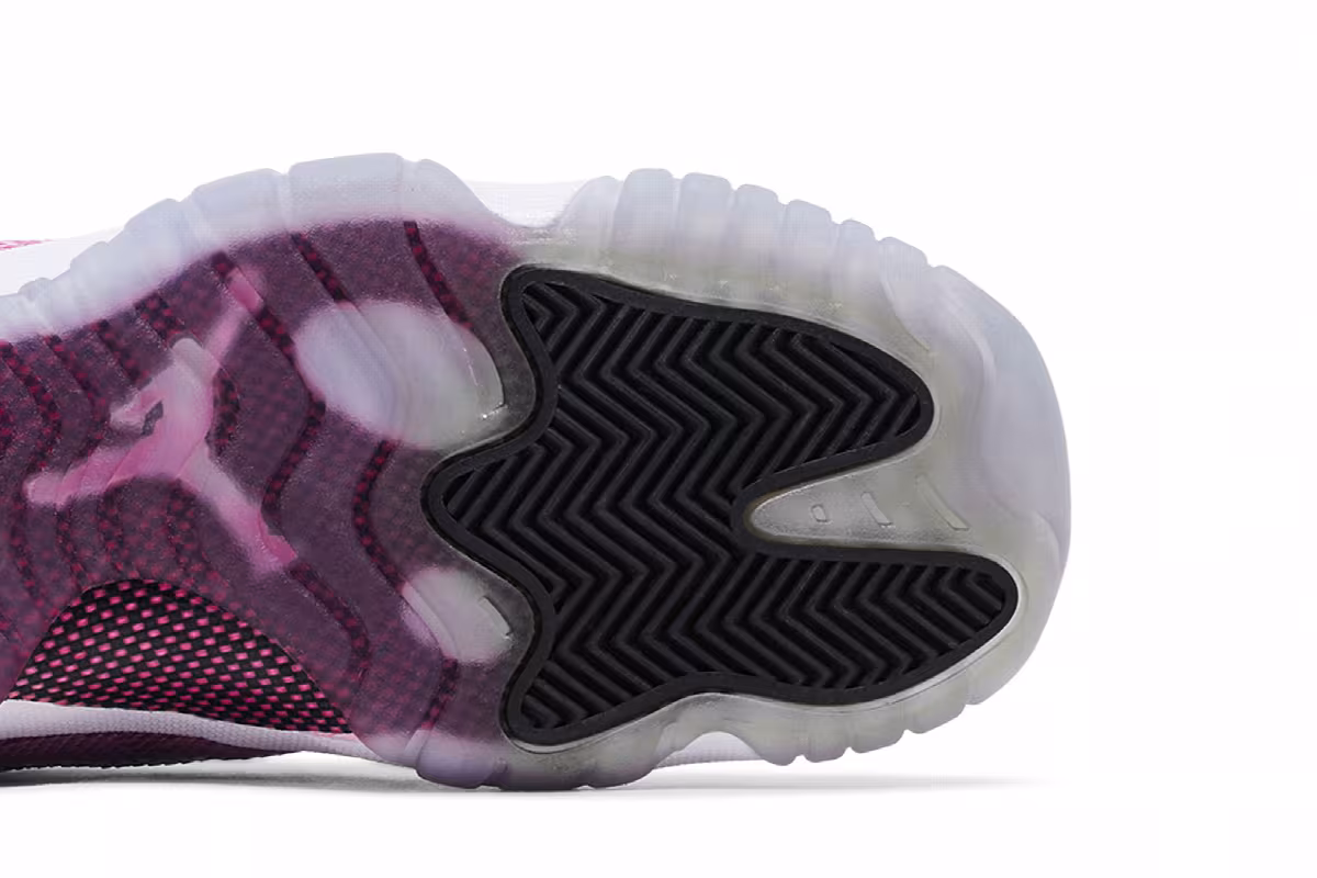 Air Jordan 11 Low GG Snake, view 6