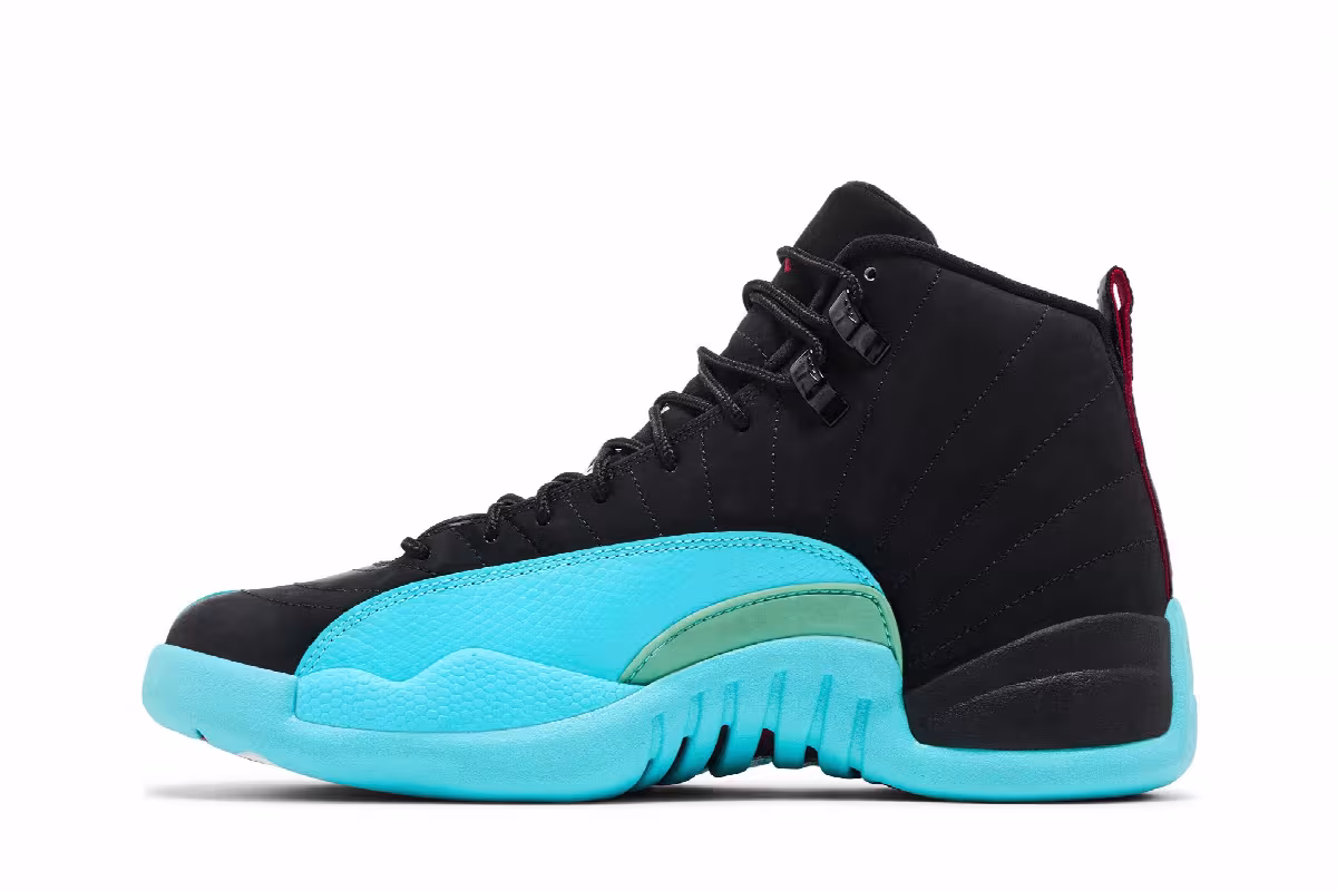 Air Jordan 12 gamma blue, view 4