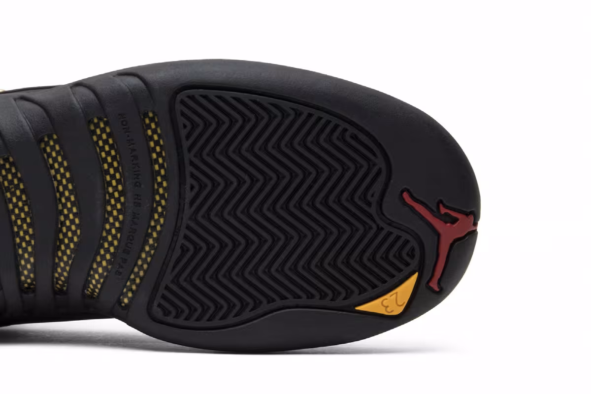 Air Jordan 12 GS taxi 2013 release 2013, view 6