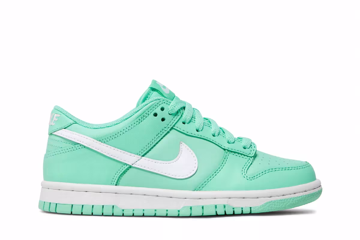 Nike Dunk Low GS Emerald Rise, view 2