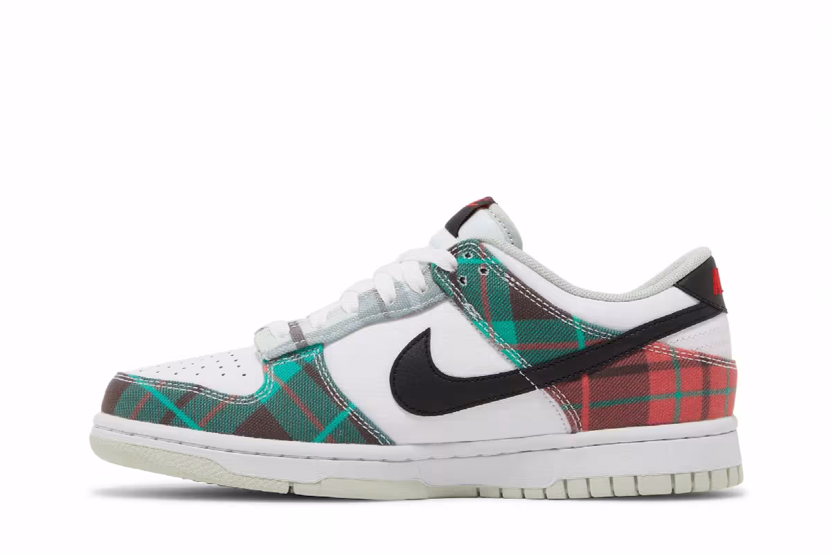 Nike Dunk Low SE GS Tartan Plaid, view 4