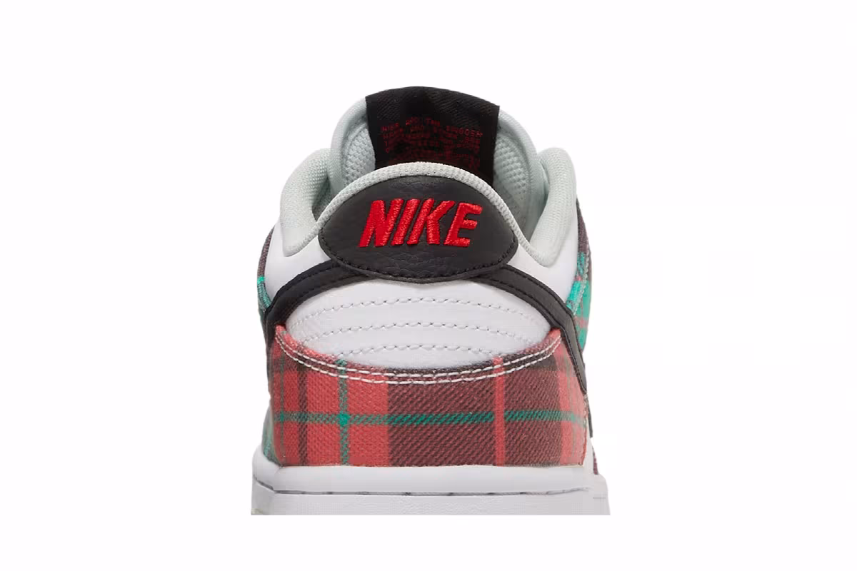 Nike Dunk Low SE GS Tartan Plaid, view 8