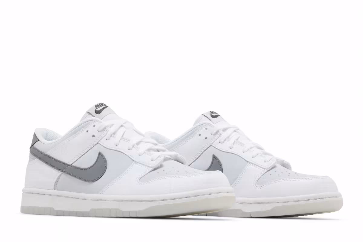 Nike Dunk Low GS Reflective Swoosh, view 9