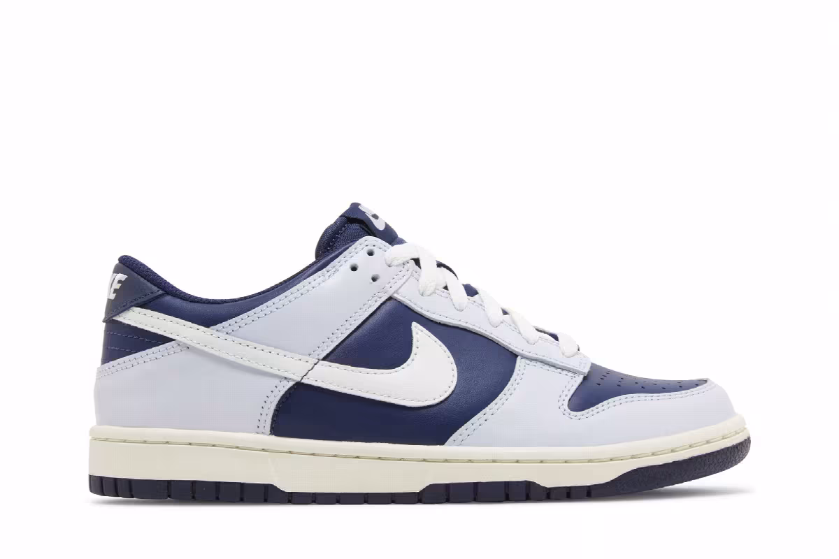 Nike Dunk Low GS Football Grey Midnight Navy, view 2