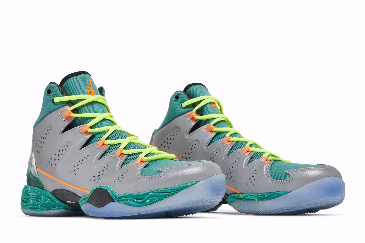 Air Jordan Melo M10 Christmas, view 9
