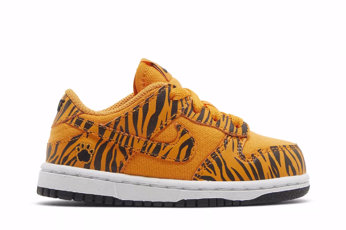 Nike Dunk Low Next Nature TD Tiger Stripes, view 2