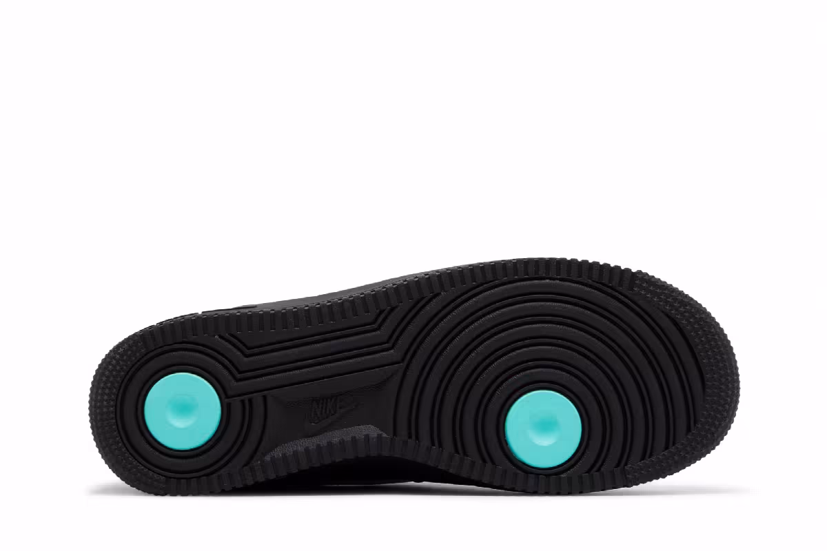 Tiffany & Co. x Nike Air Force 1 Low 1837, view 5