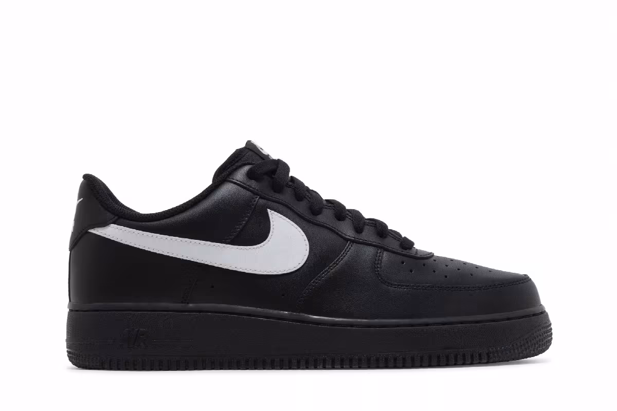 Nike Men's Air Force 1 Black White, view 2