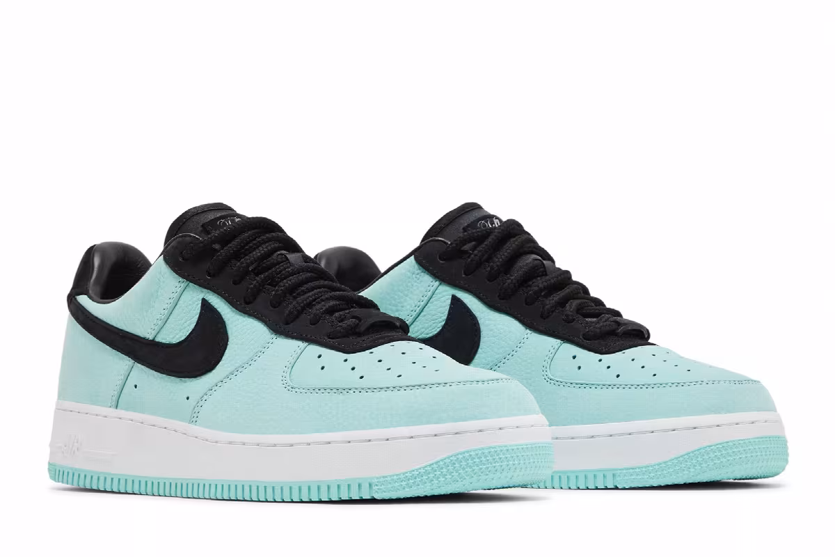 Tiffany & Co. x Nike Air Force 1 Low 1837, view 9