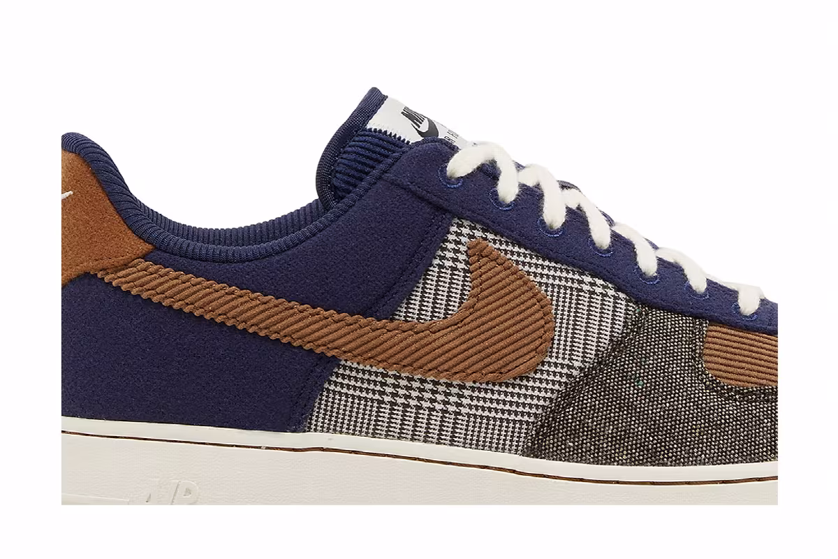 Nike Air Force 1 Tweed Corduroy, view 3