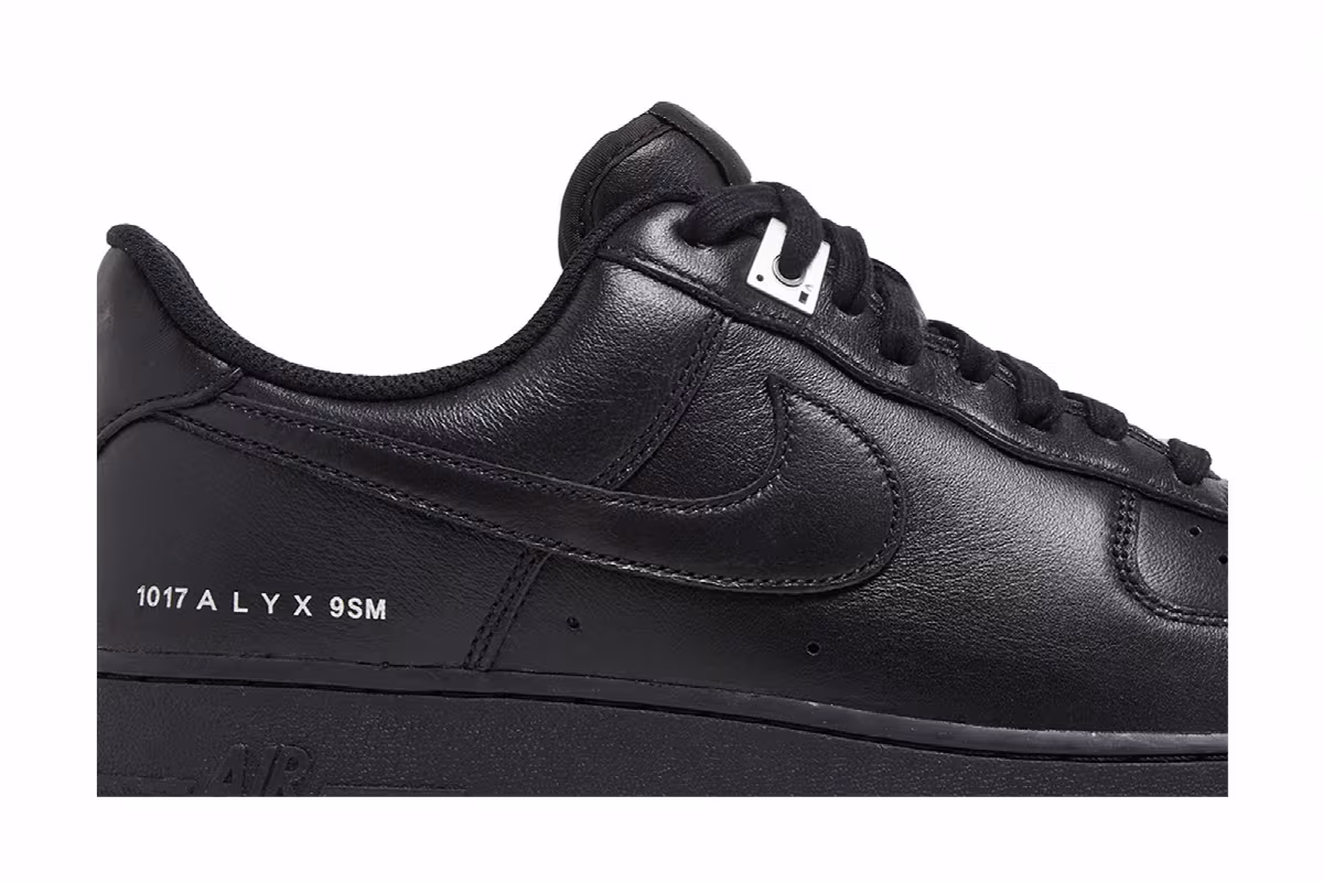 1017 ALYX 9SM x Nike Air Force 1 Low SP Triple Black, view 3