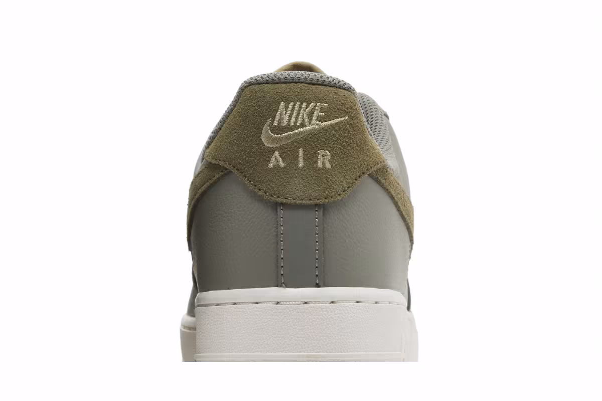 Nike Air Force 1 Dark Stucco Medium Olive, view 8