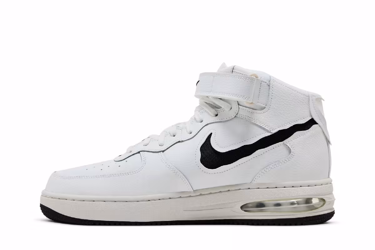 Nike Air Force 1 Mid Evo White Black, view 4