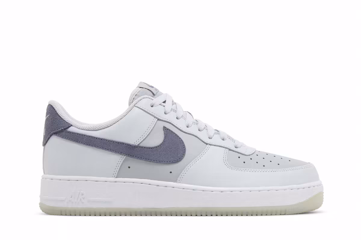 Nike Air Force 1 Pure Platinum Light Carbon, view 2