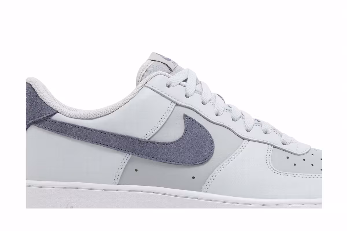 Nike Air Force 1 Pure Platinum Light Carbon, view 3