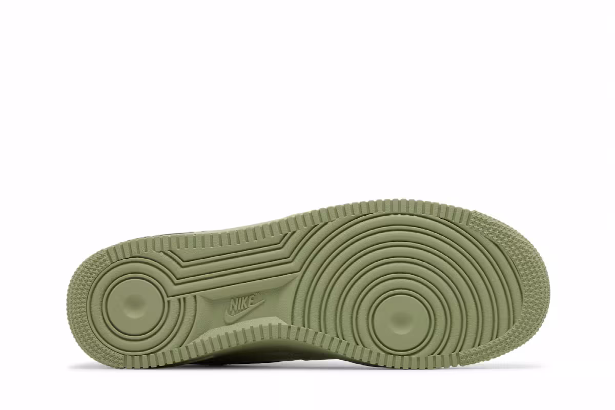 Nike Air Force 1 Oil Green, view 5