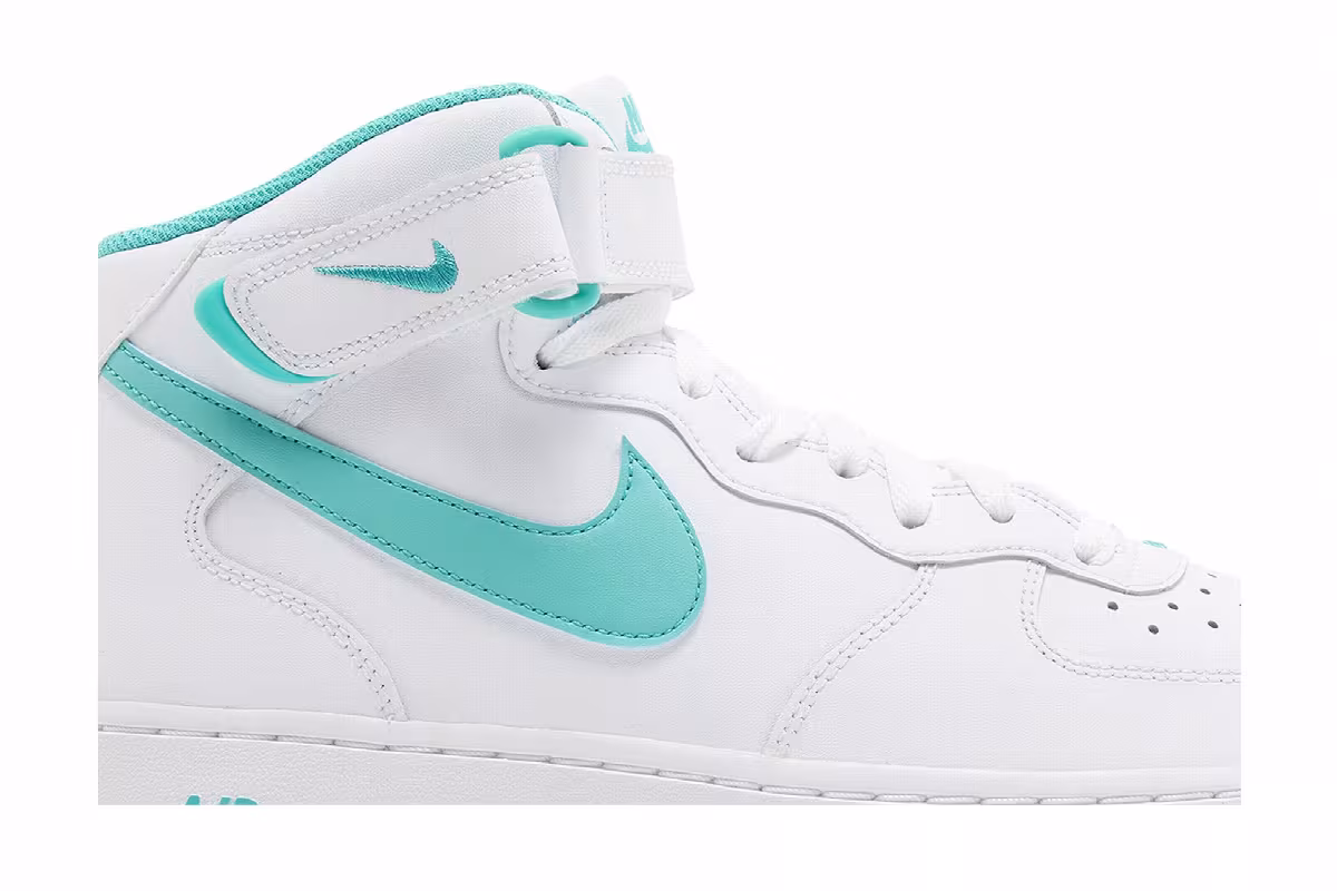 Nike Air Force 1 Mid Clear Jade, view 3