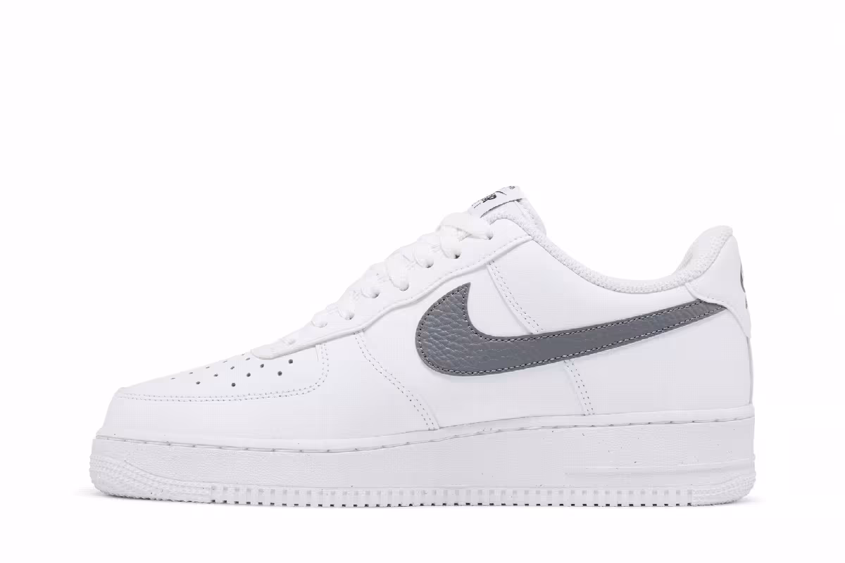 Nike Air Force 1 Spray Paint Swoosh, view 4