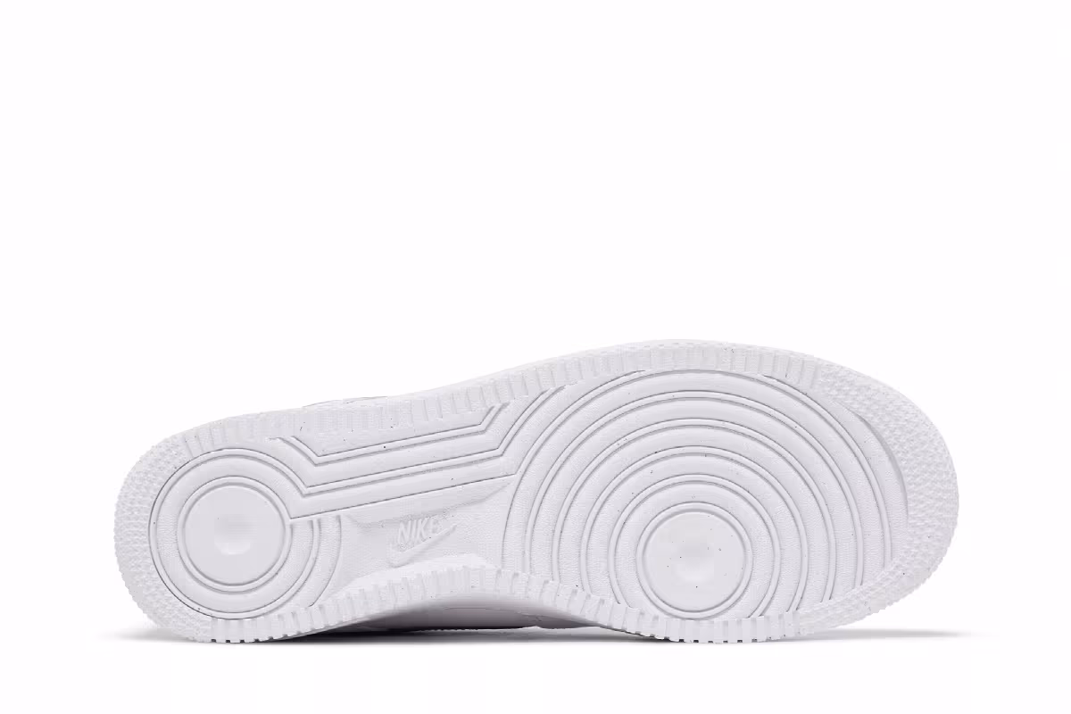 Nike Air Force 1 Spray Paint Swoosh, view 5