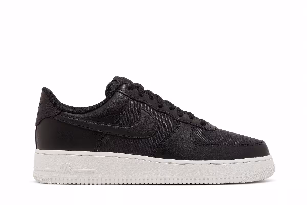 Nike Air Force 1 Low Black Nylon, view 2