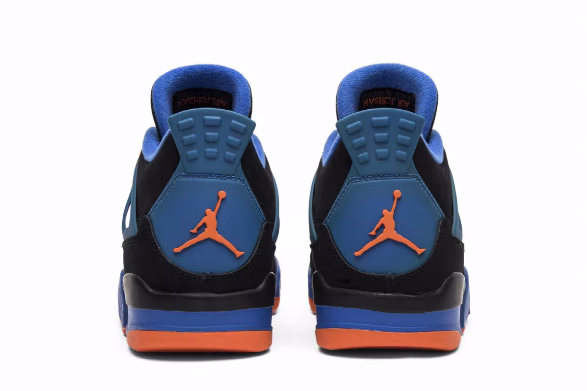 Air Jordan 4 Cavs, view 7