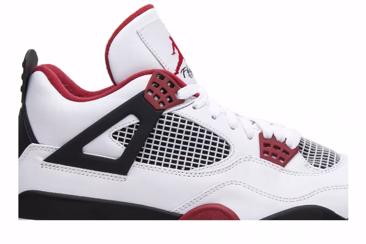 Air Jordan 4 Fire Red 2012, view 3