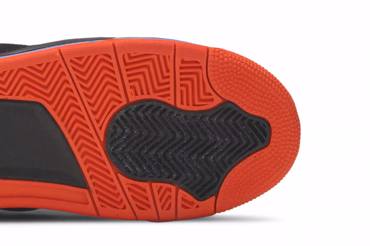 Air Jordan 4 GS Cavs, view 6