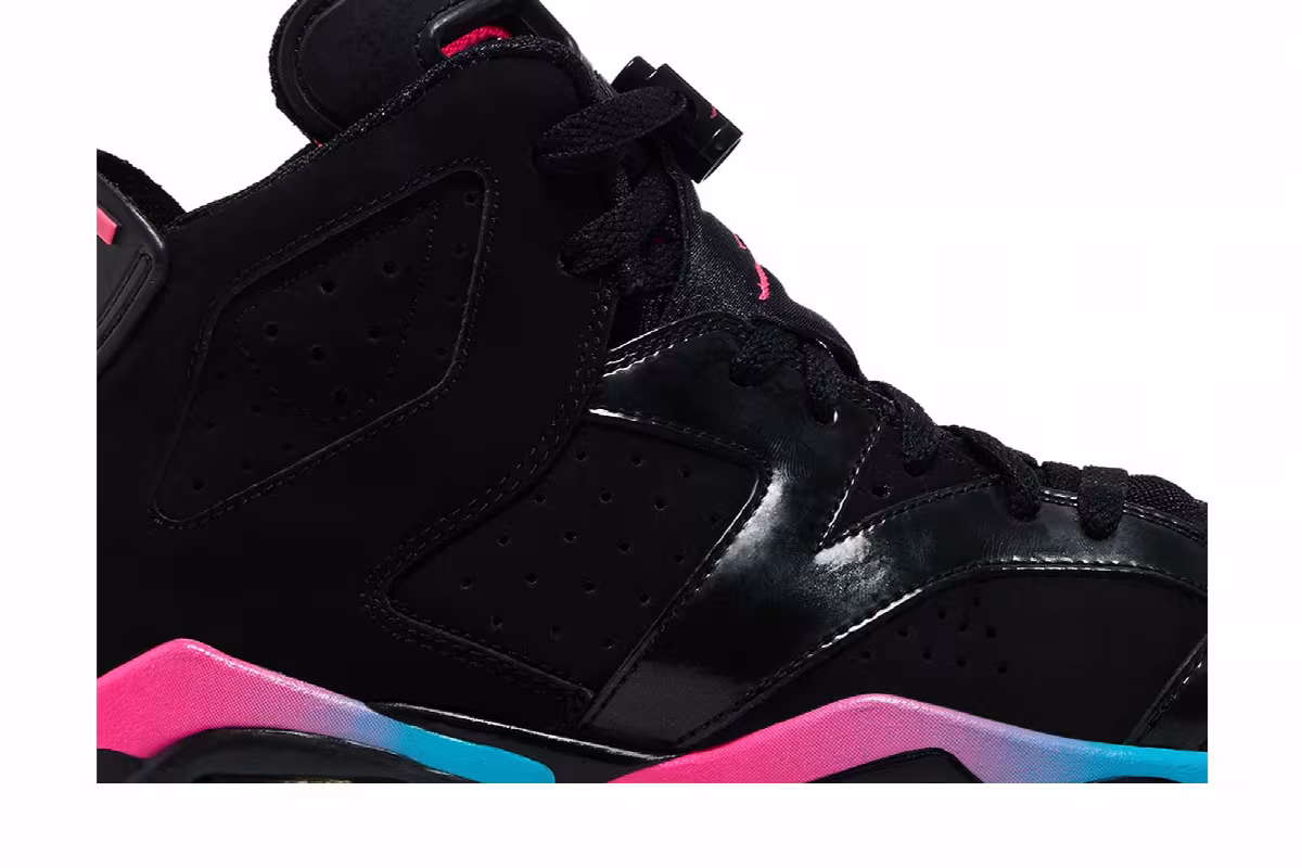 Air Jordan 6 GS Pink Flash, view 3