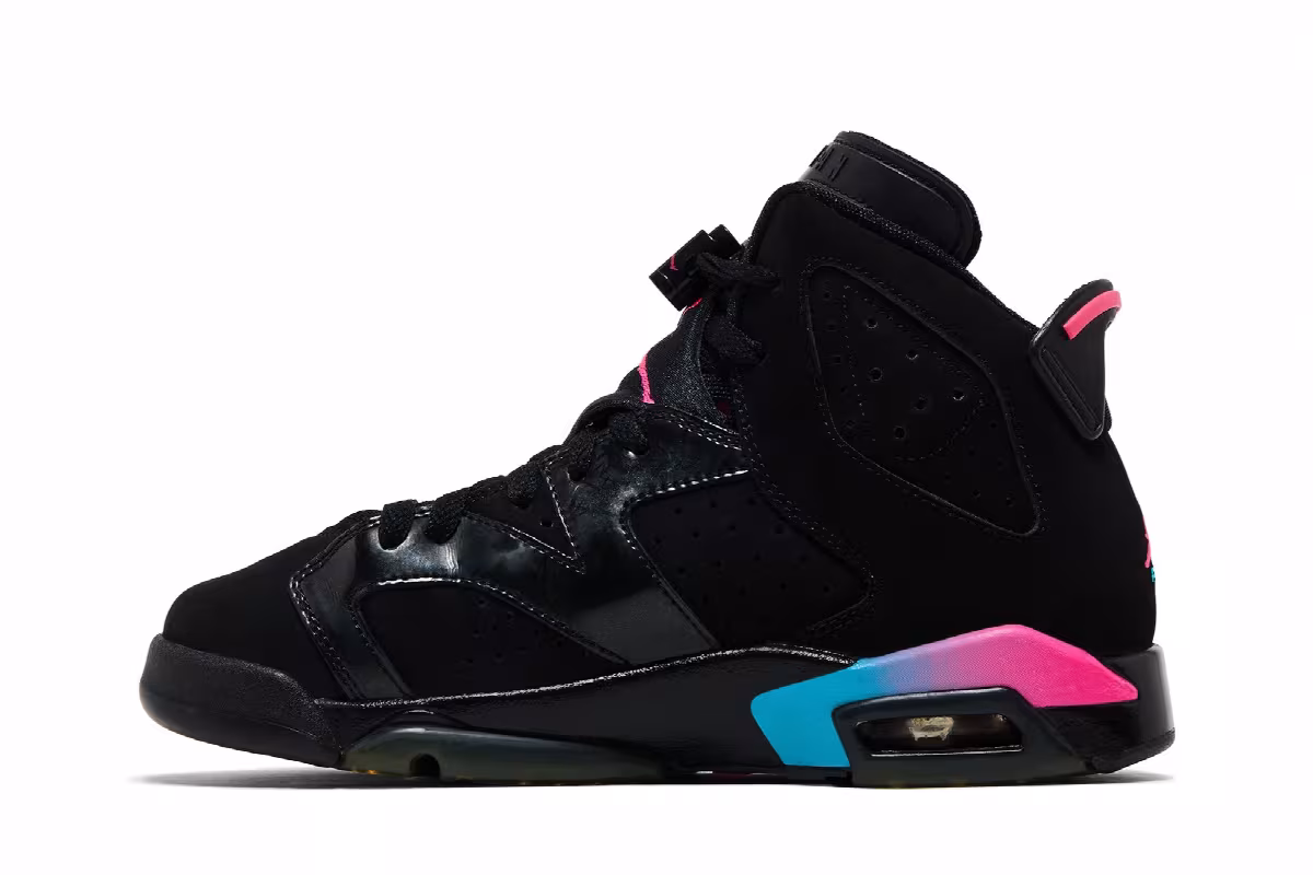 Air Jordan 6 GS Pink Flash, view 4