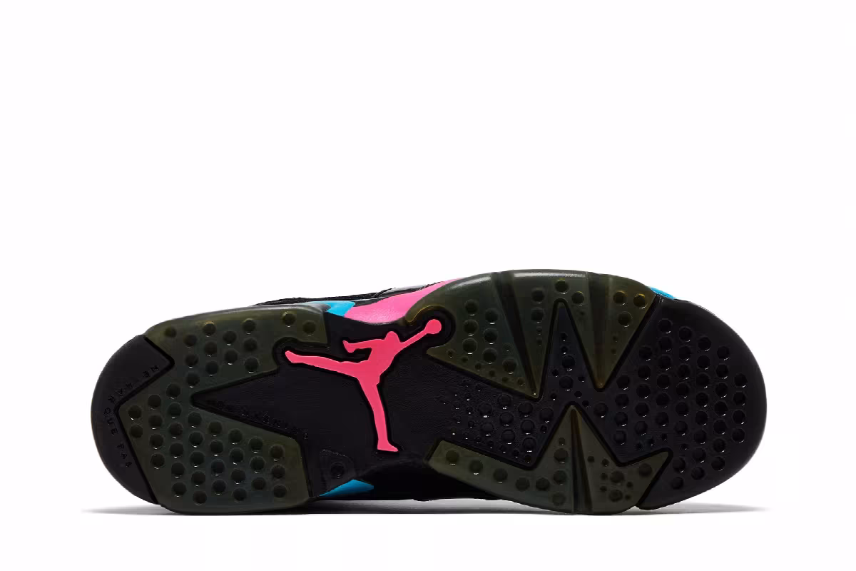 Air Jordan 6 GS Pink Flash, view 5