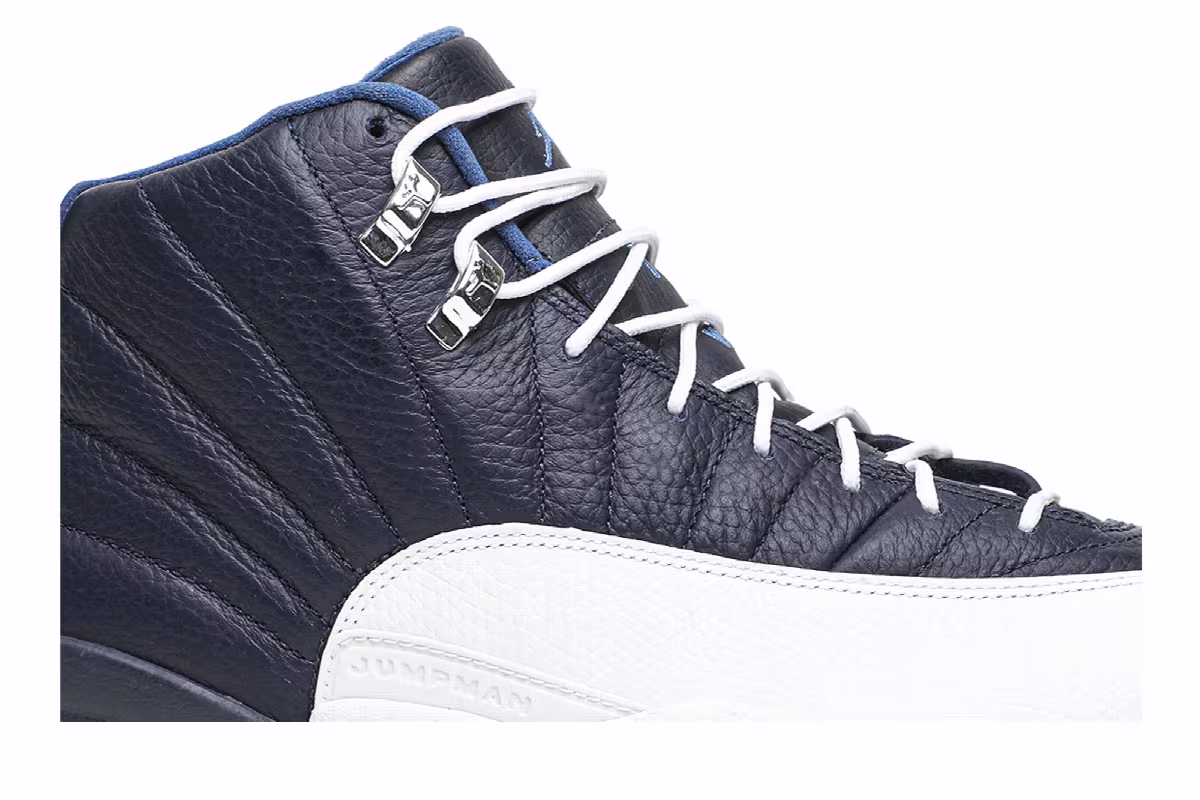 Air Jordan 12 Obsidian 2012, view 3