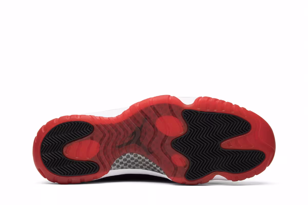 Air Jordan 11 Bred 2012, view 5