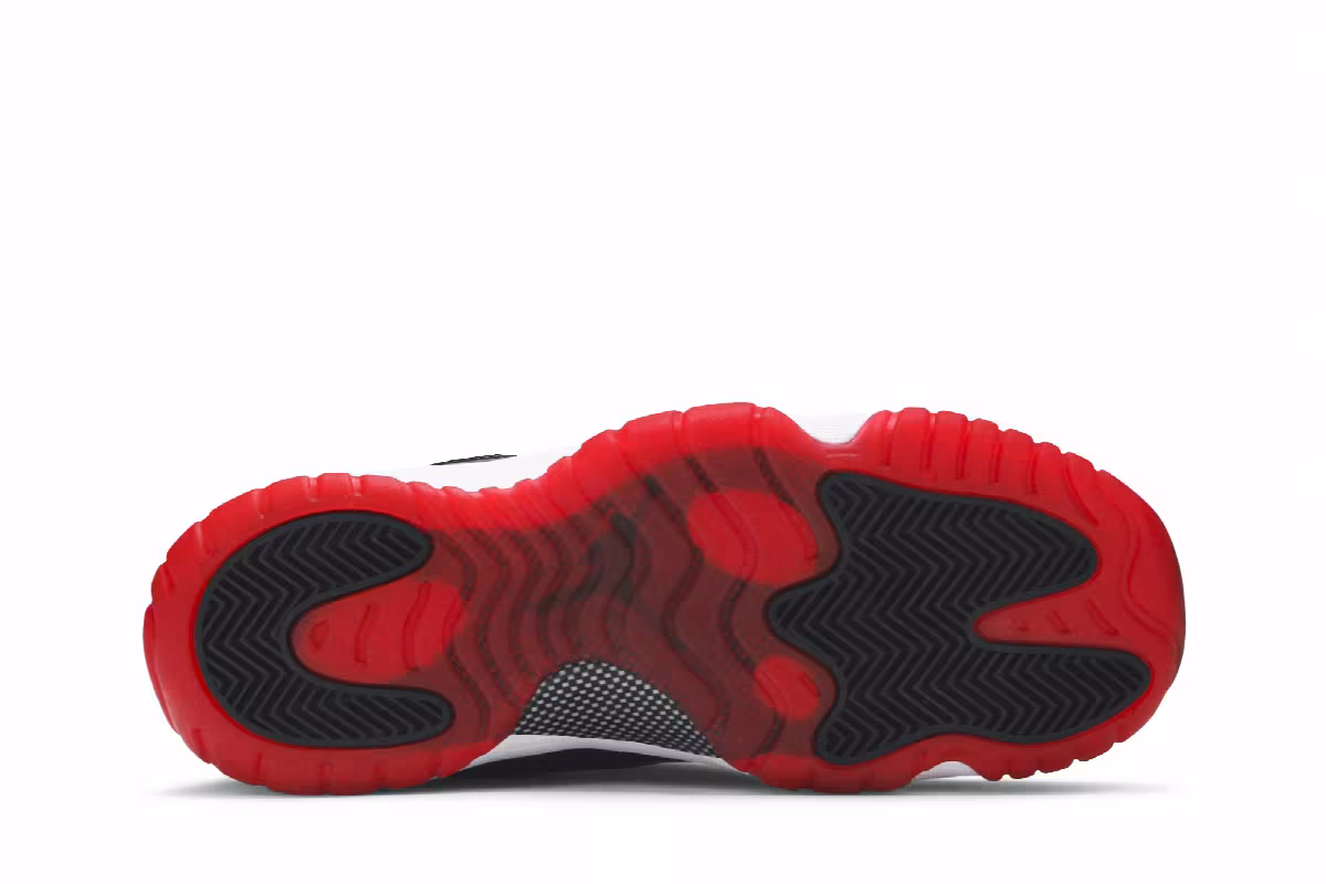 Air Jordan 11 GS Bred 2012, view 5