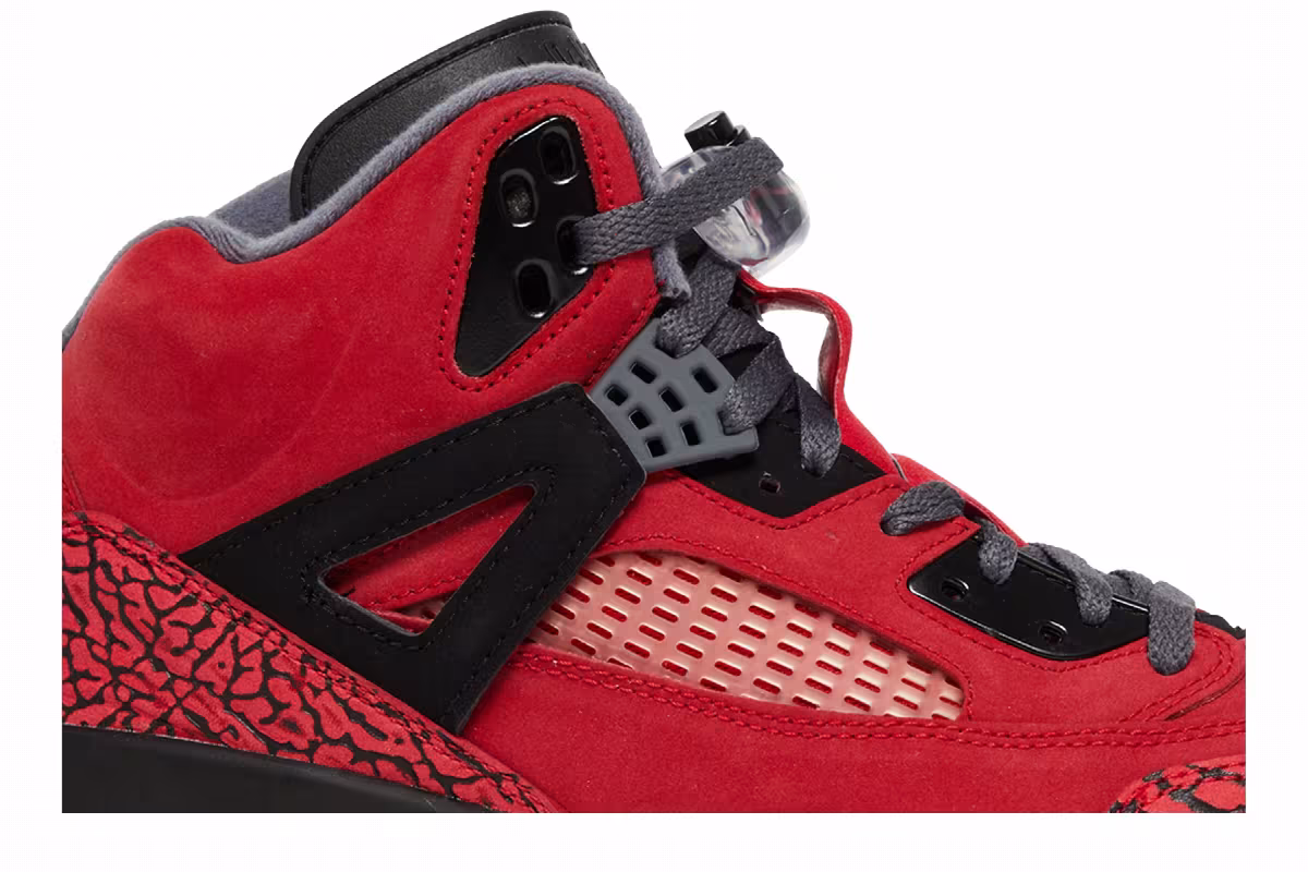 Air Jordan Spizike Toro Bravo, view 3