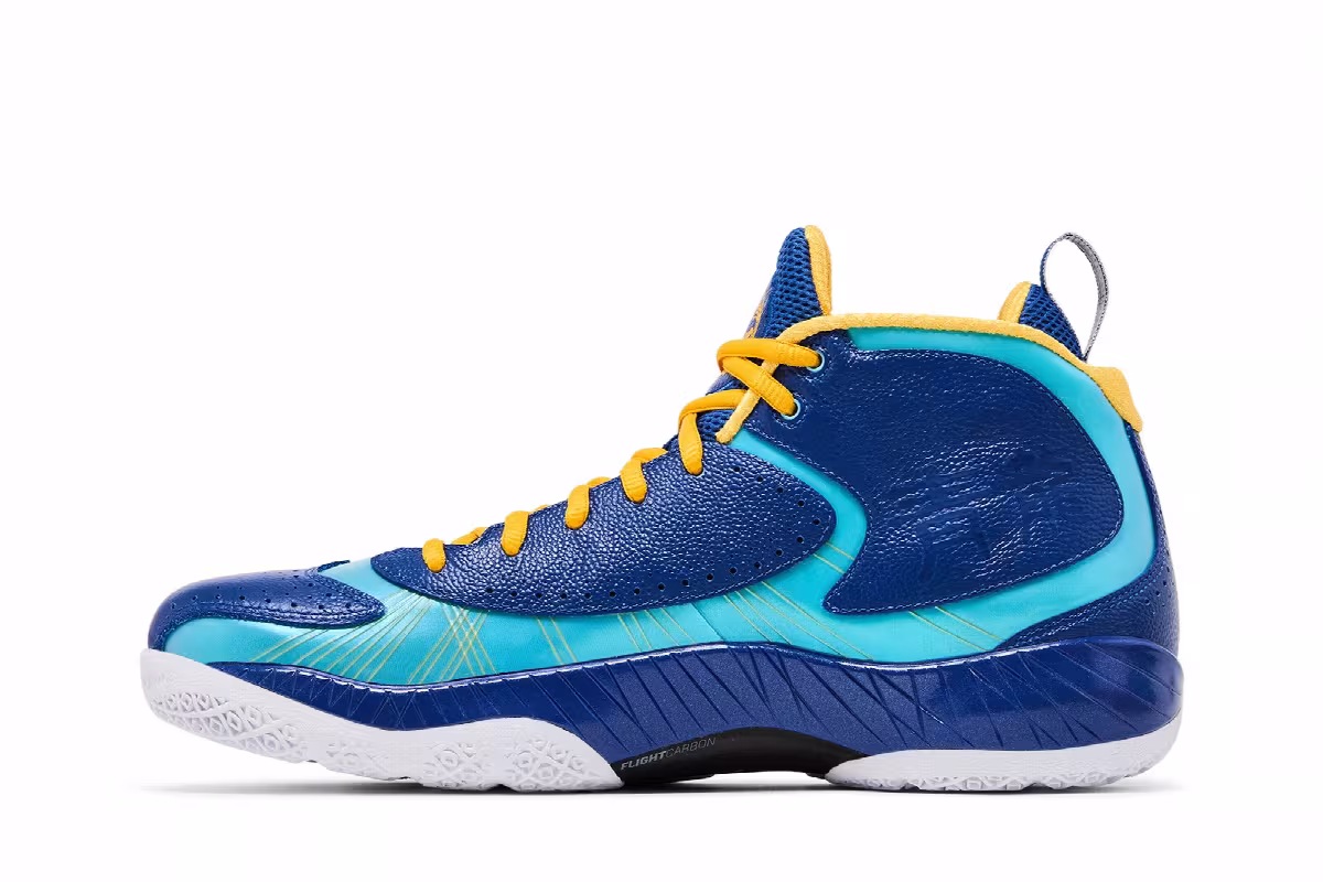 Air Jordan 2012 Deluxe Year of the Dragon, view 4