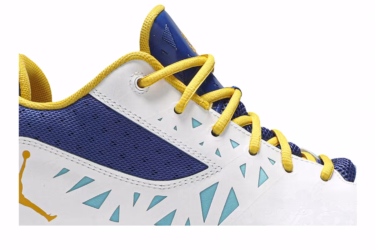 Air Jordan CP3.V YOTD, view 3