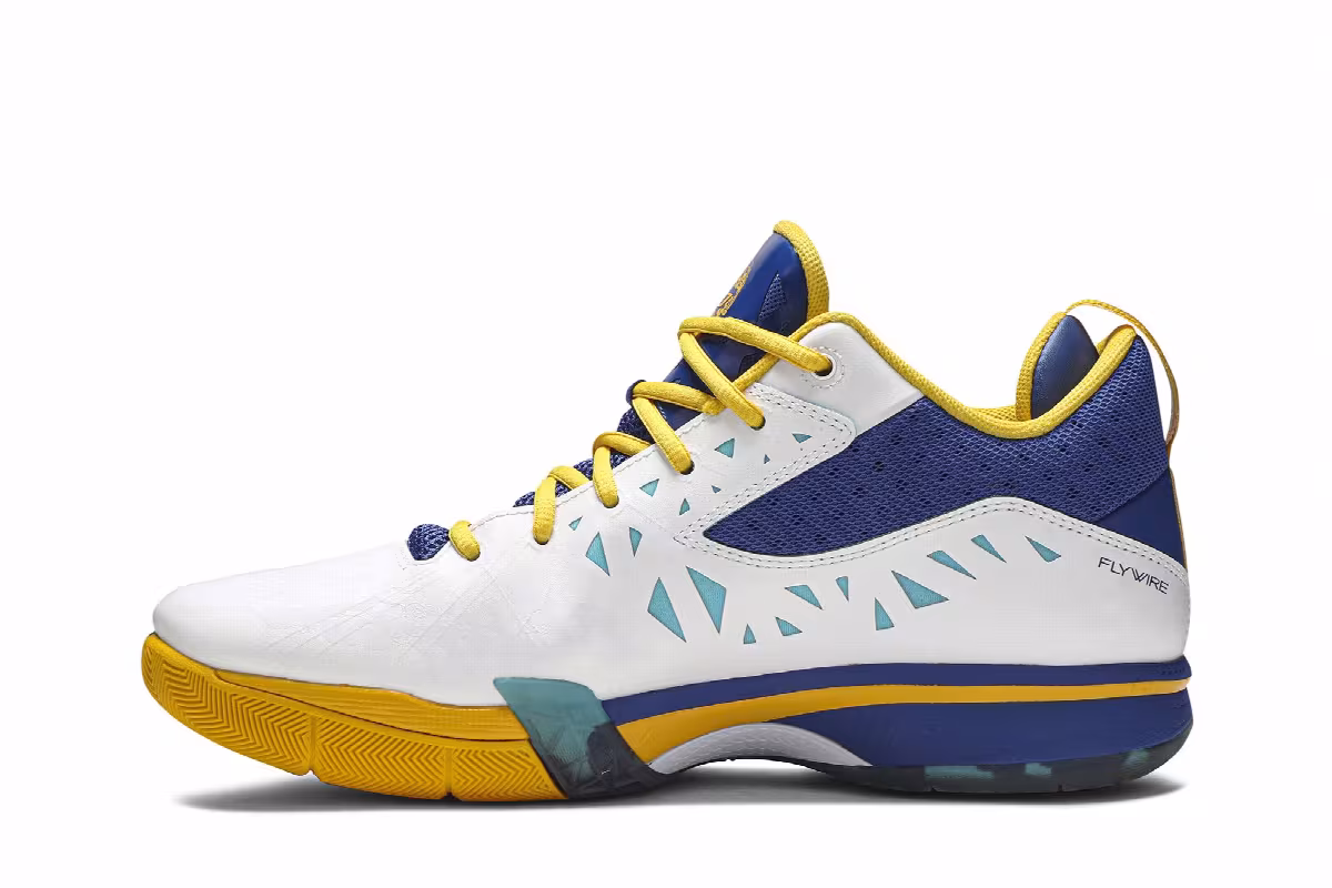 Air Jordan CP3.V YOTD, view 4