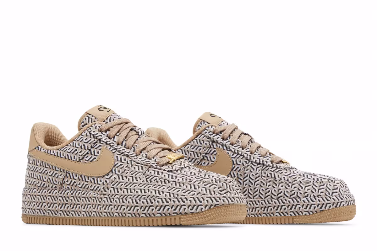 Nike Women's Air Force 1 LX United in Victory - Hemp, view 9