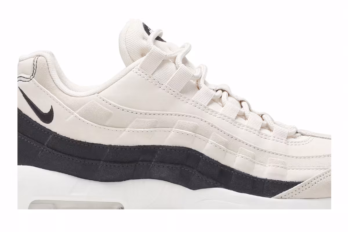 Nike Women's Air Max 95 Premium Light Cream, view 3