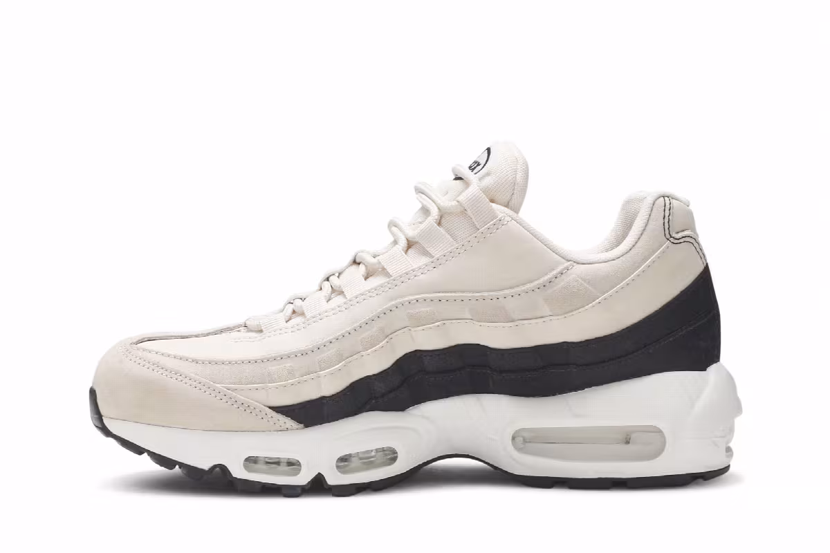 Nike Women's Air Max 95 Premium Light Cream, view 4