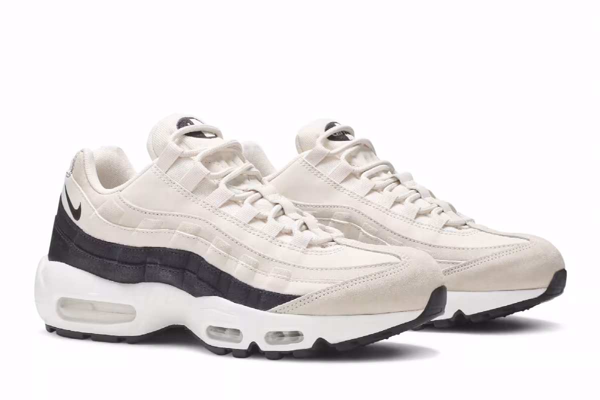 Nike Women's Air Max 95 Premium Light Cream, view 9