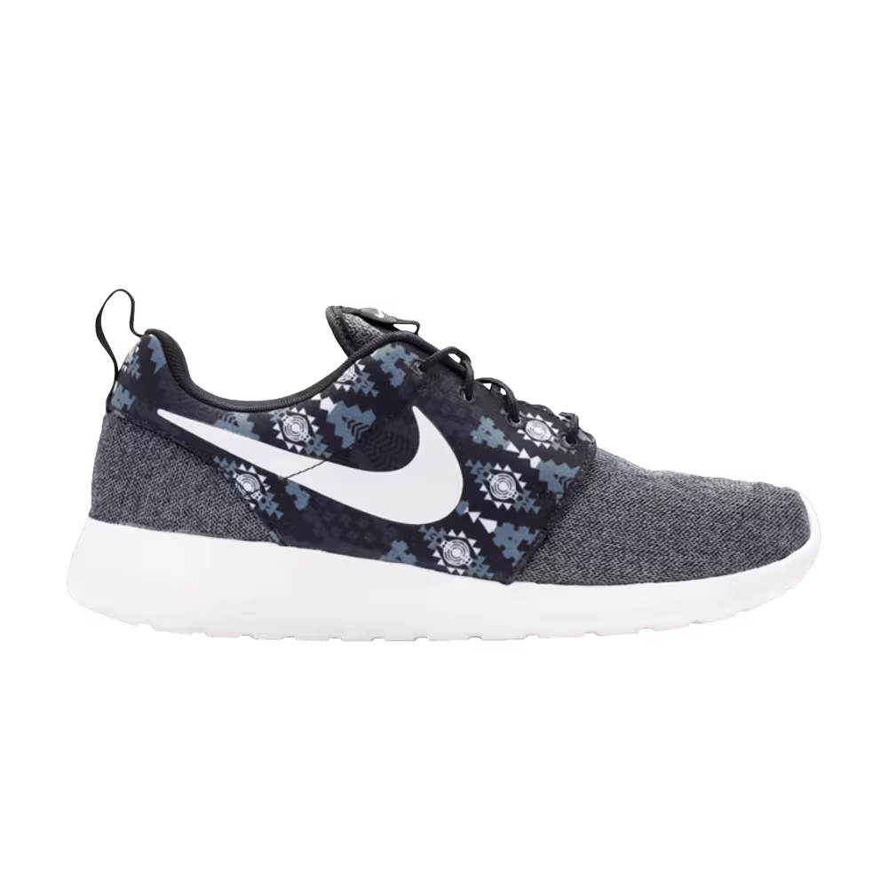 Nike Roshe One Aztec Print