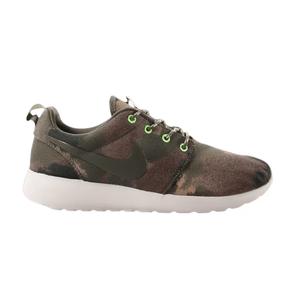 Nike Women's Roshe Run Print Camo