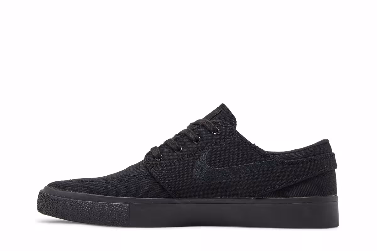 Nike Zoom Stefan Janoski Canvas RM SB Triple Black, view 4